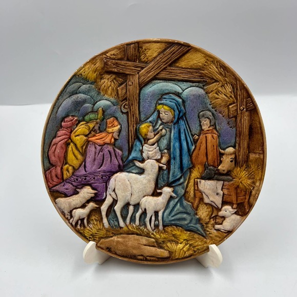 Vintage Handmade Ceramic Painted Nativity Scene Plate W Stand Christmas Decor - Picture 1 of 6